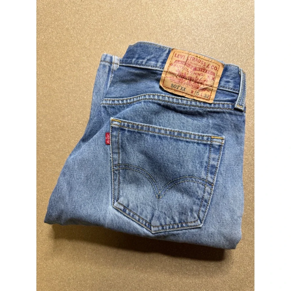 Levi's 501 XX Jeans Mens W35‎ L32 Blue Denim Distressed Ripped Straight Leg